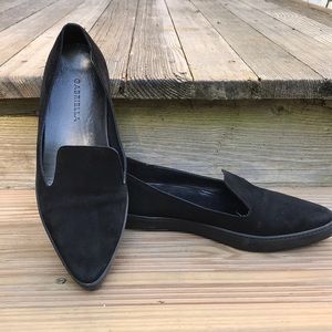 Ladies black suede pointy toe loafer